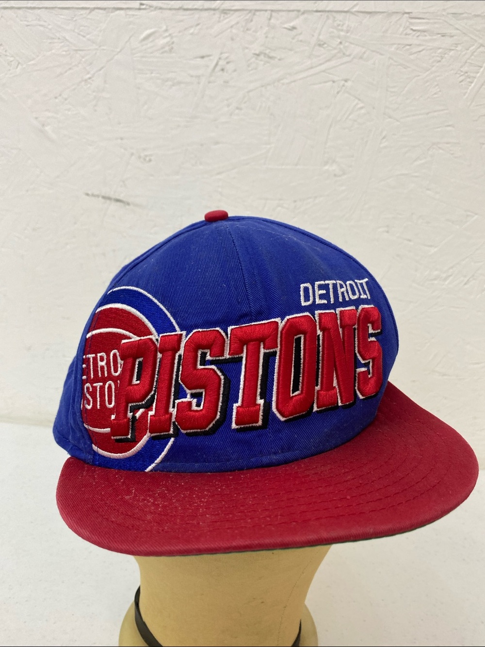 Detroit Pistons Vintage Style Snapback Hat - Blue & Red new era brand
